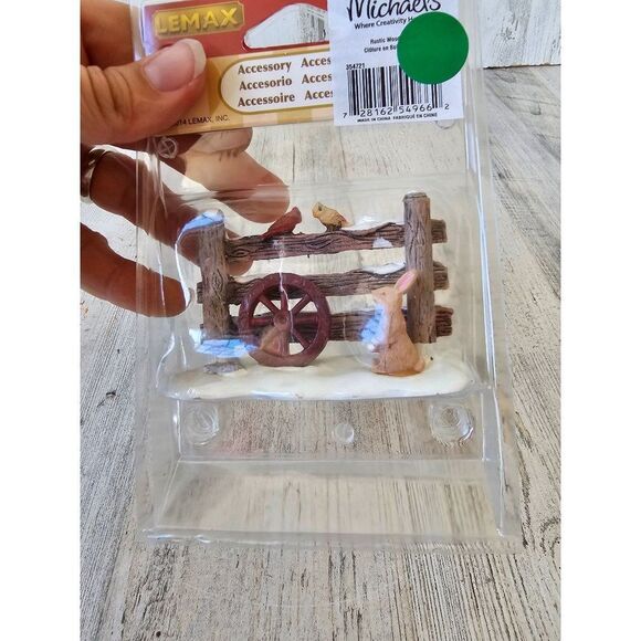 Lemax rustic wooden fence rabbit cardinal bird Halloween village accessory new - Picture 2 of 4